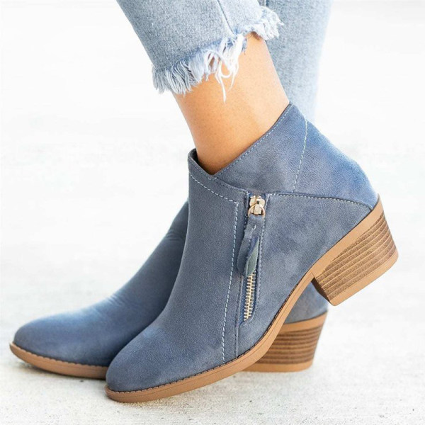 Celeste -Comfortable mid-high suede boots with zipper and small heel