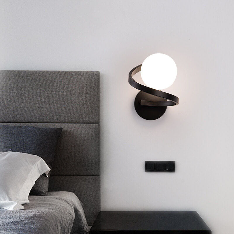 GloedFlex - Modern curved minimalist wall lamp made of iron 