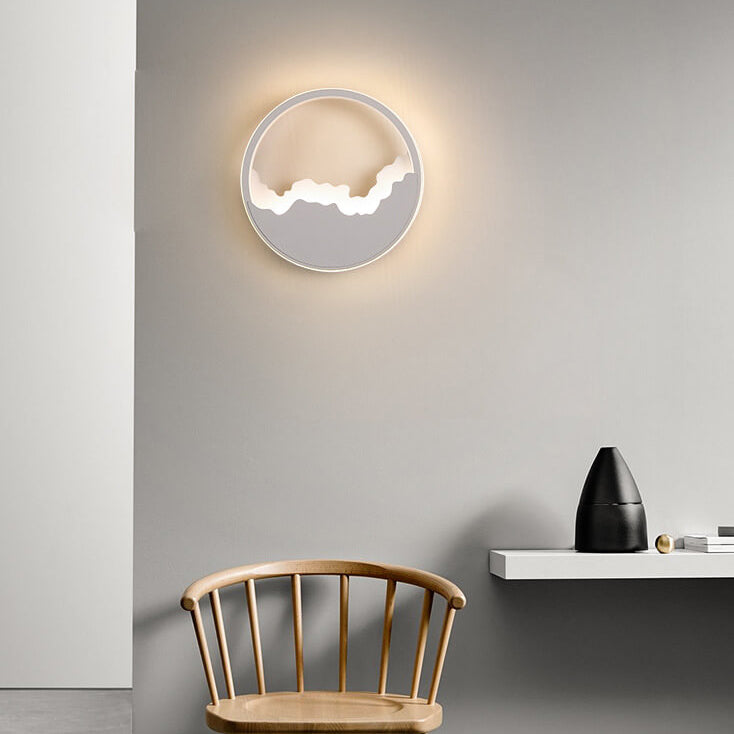 WaveGlow - Modern oval LED wall lamp made of iron with refined wave 