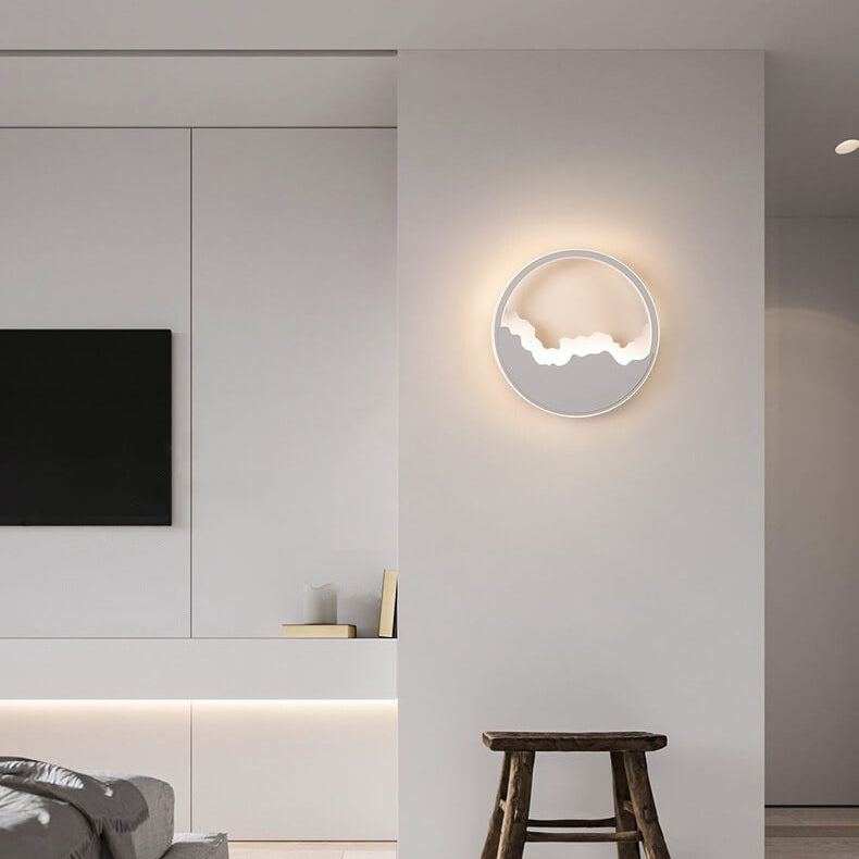 WaveGlow - Modern oval LED wall lamp made of iron with refined wave 