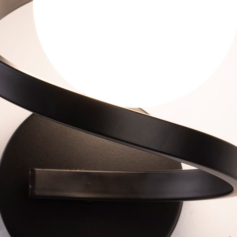 GloedFlex - Modern curved minimalist wall lamp made of iron 