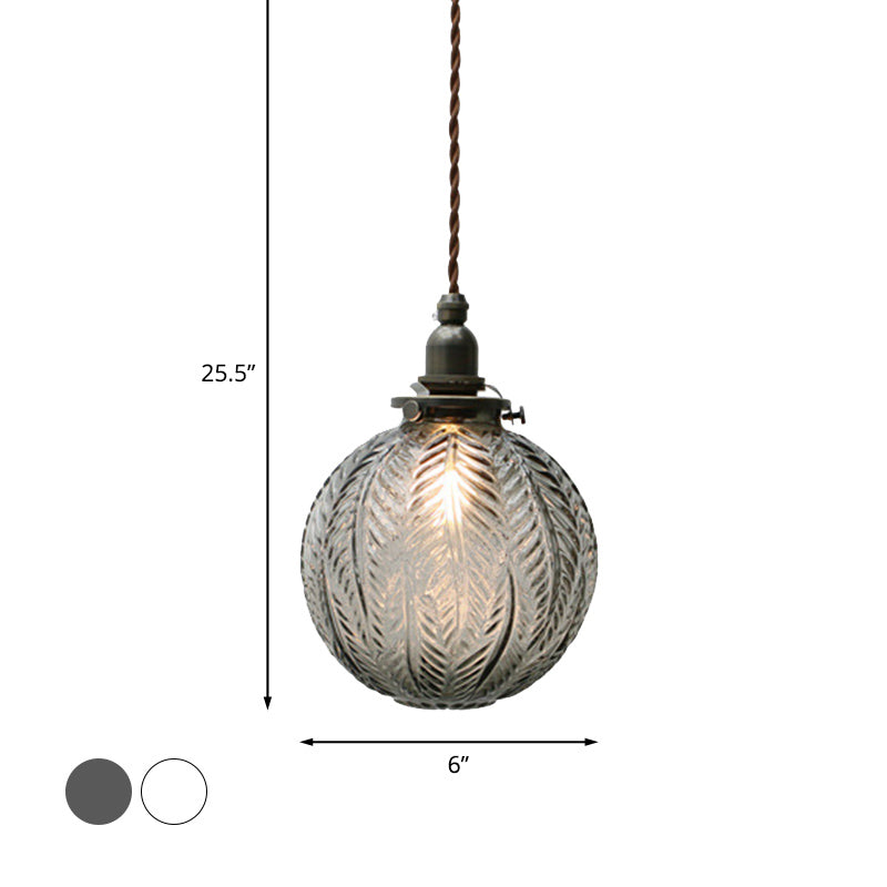 GlobalGlow – Colonial Luminaire