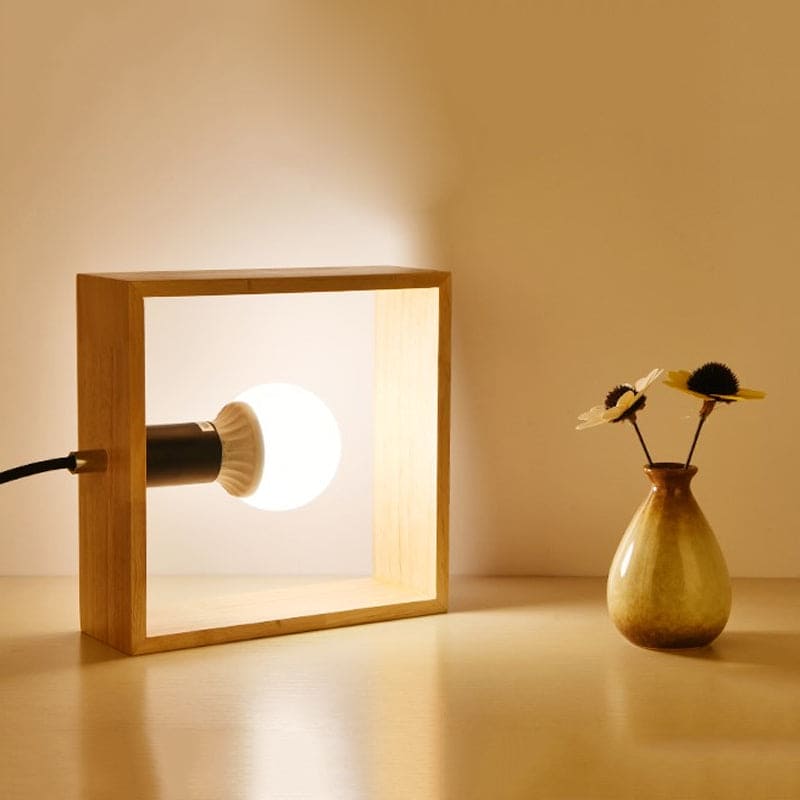 Light point - Stylish wooden table lamp