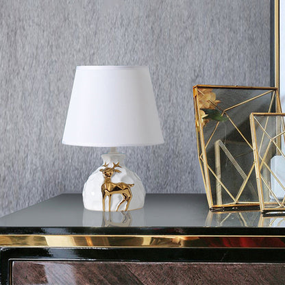 IrisGlow - Table lamp with tapered deer vase base