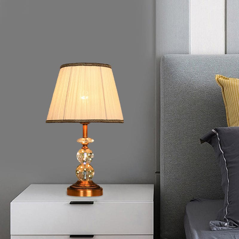 KristalGlow - Table lamp with tapered shape and facet-cut crystal balls