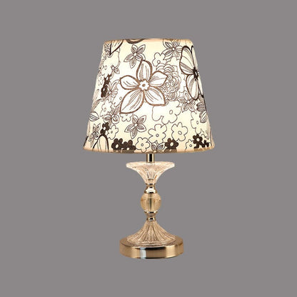 LuminArts - Stylish table lamp with floral motif