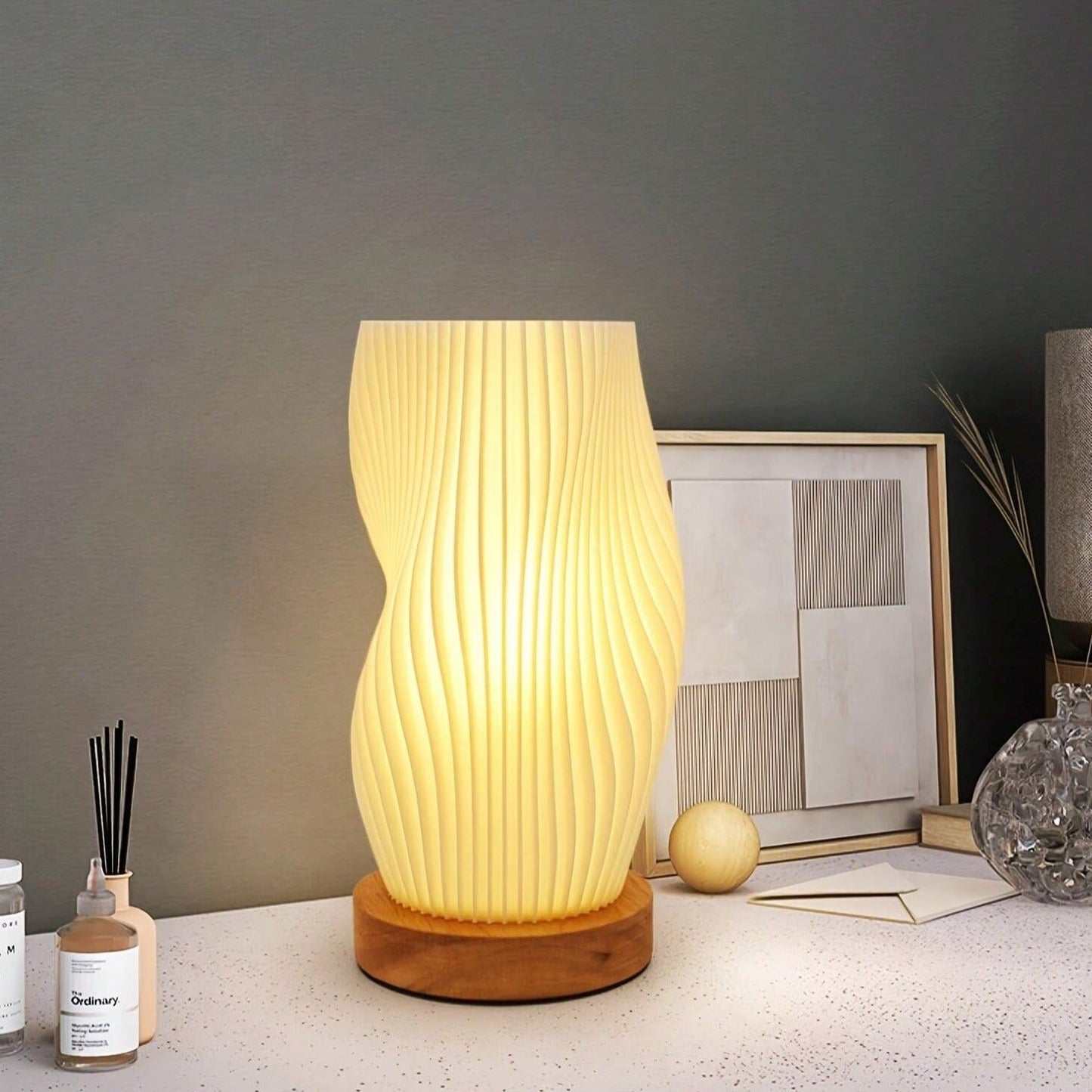 CalmGlow – Soothing Wave Lamp 