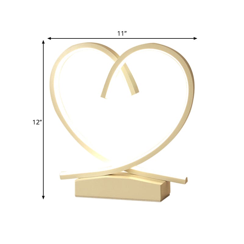 HeartWood - Houten nachtkastje met liefdevol hart