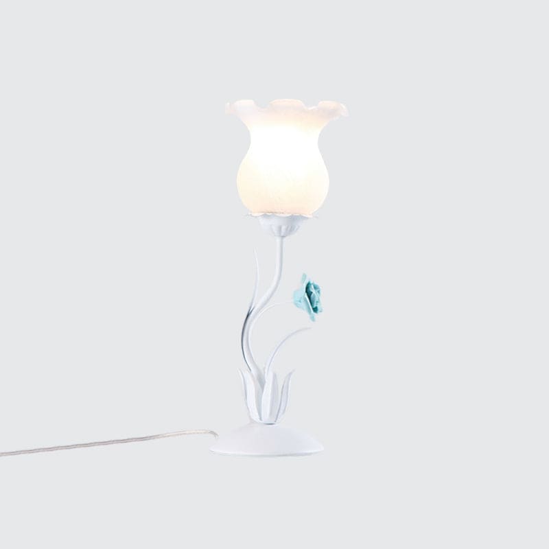 FloraLight - Flower Design Table Lamp for Bedside Table