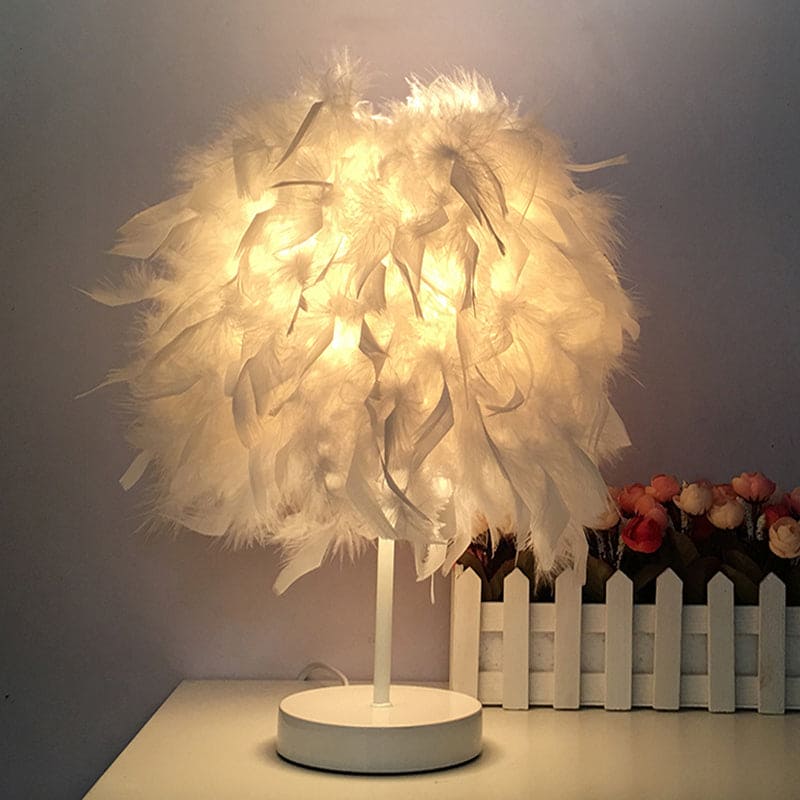 FeatherGlow - Feather Wide Spherical Table Lamp 