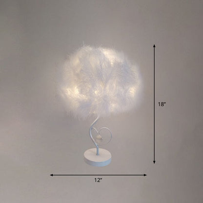 EvoGlow - Scandinavian Romantic Feather Cloud Table Lamp