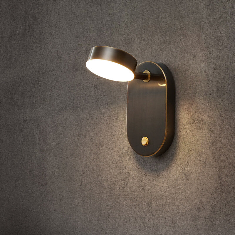 LumiStyle - Modern wall lamp with cylindrical copper design 