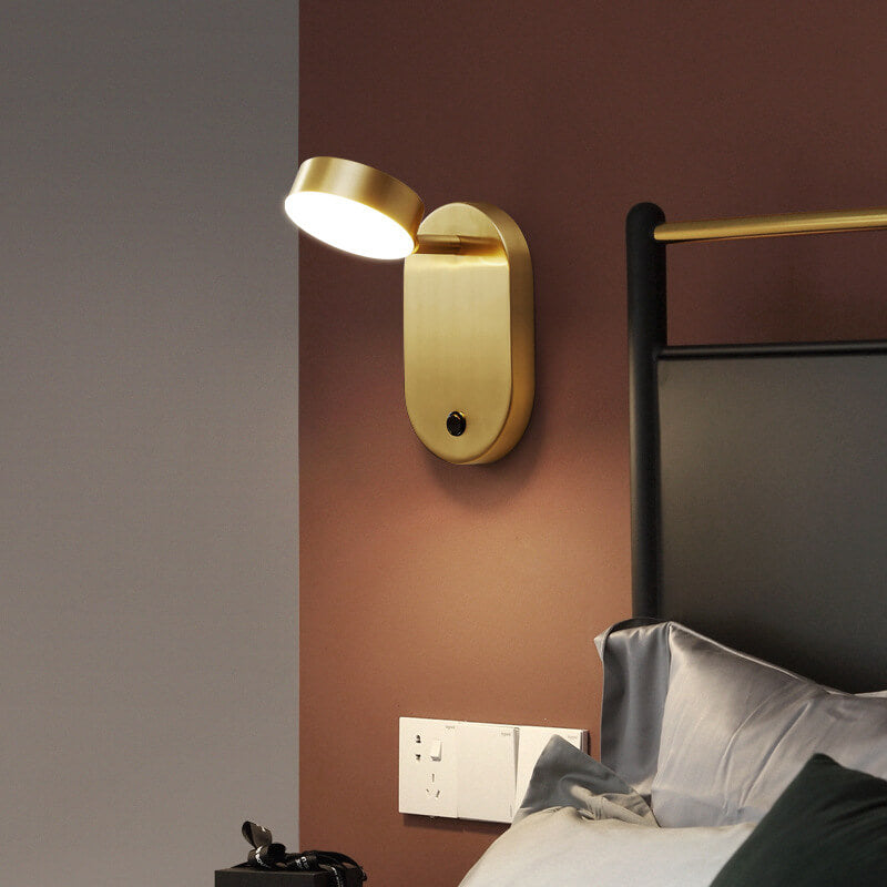 LumiStyle - Modern wall lamp with cylindrical copper design 