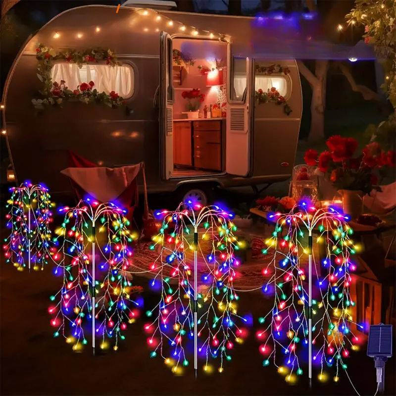 IllumiNuit - Festive Landscape Lighting