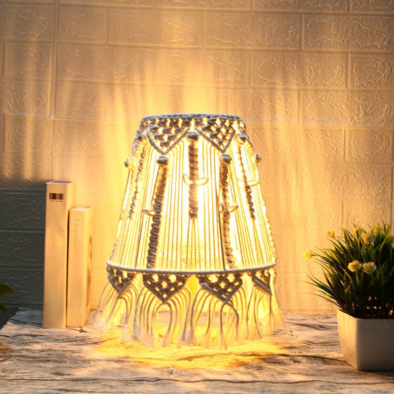 AmbianceLight - Woven Rope Table Lamp for Atmospheric Lighting