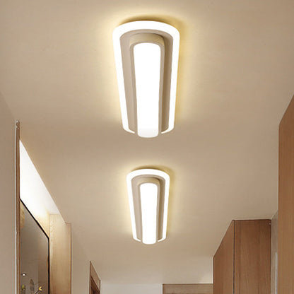 Oval LED Ceiling Lamp – Elegance Meets Efficiency 