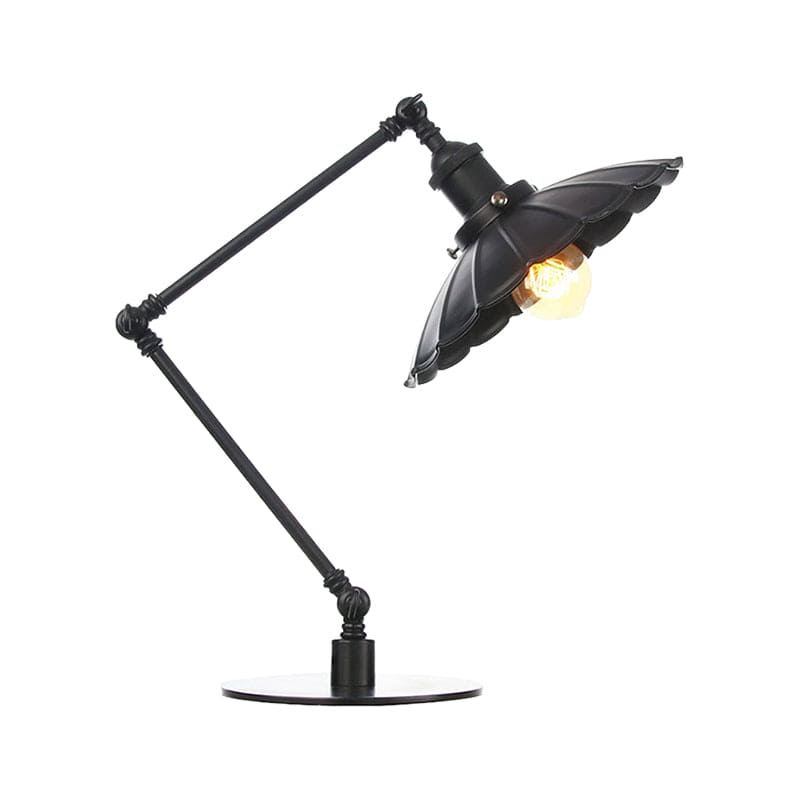 LichtStijl - Verstelbare vintage lamp met geschulpte metalen kap