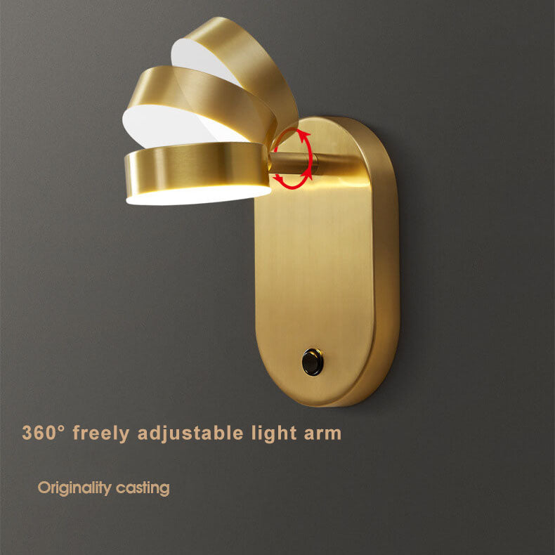 LumiStyle - Modern wall lamp with cylindrical copper design 