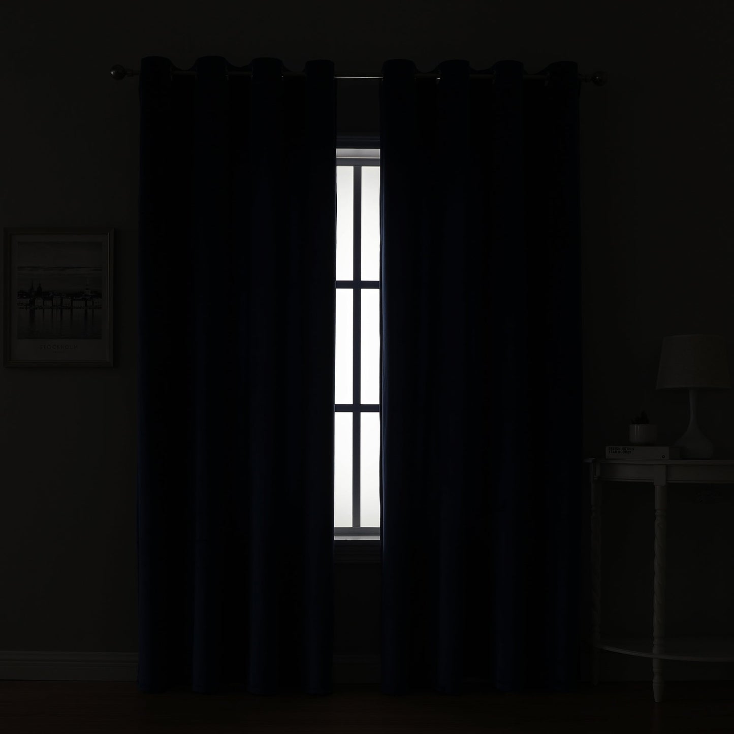 SleekVelvet - Modern Velvet Curtains, Plain and Thermal for Maximum Comfort 