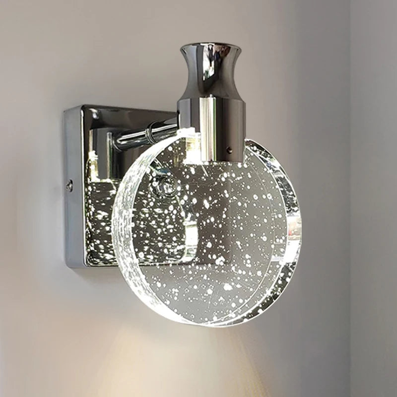 LuxeCircle - Wall lamp with circular design