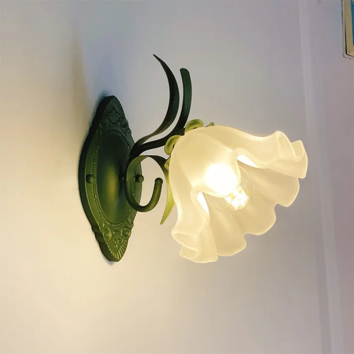 LilyGlow – Wandlamp Lelietje van Dalen