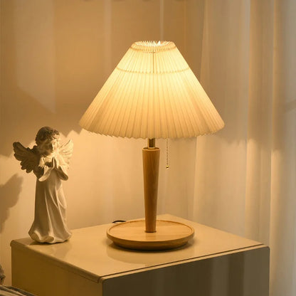 Pleatwood - Pleated wooden table lamp