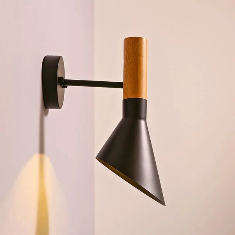 Illuma - Modern and Sleek Lamp 