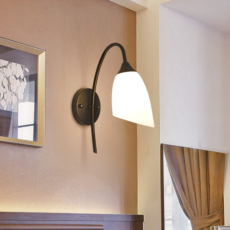 GloeiGlow - Modern slanted, bell-shaped wall lamp with arm 