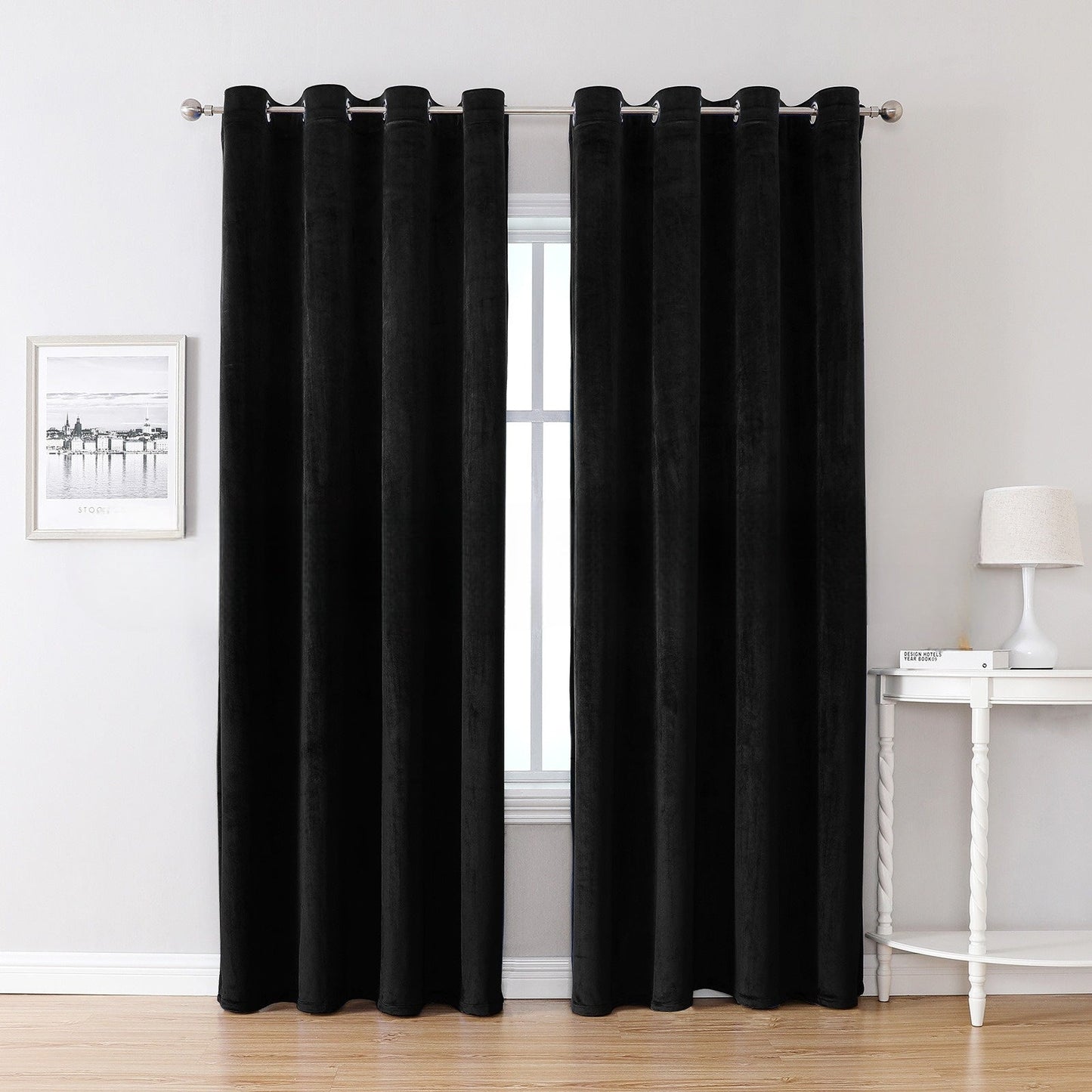 SleekVelvet - Modern Velvet Curtains, Plain and Thermal for Maximum Comfort 