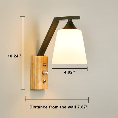 HoutenGloed - Simple wall lamp with wooden arm 