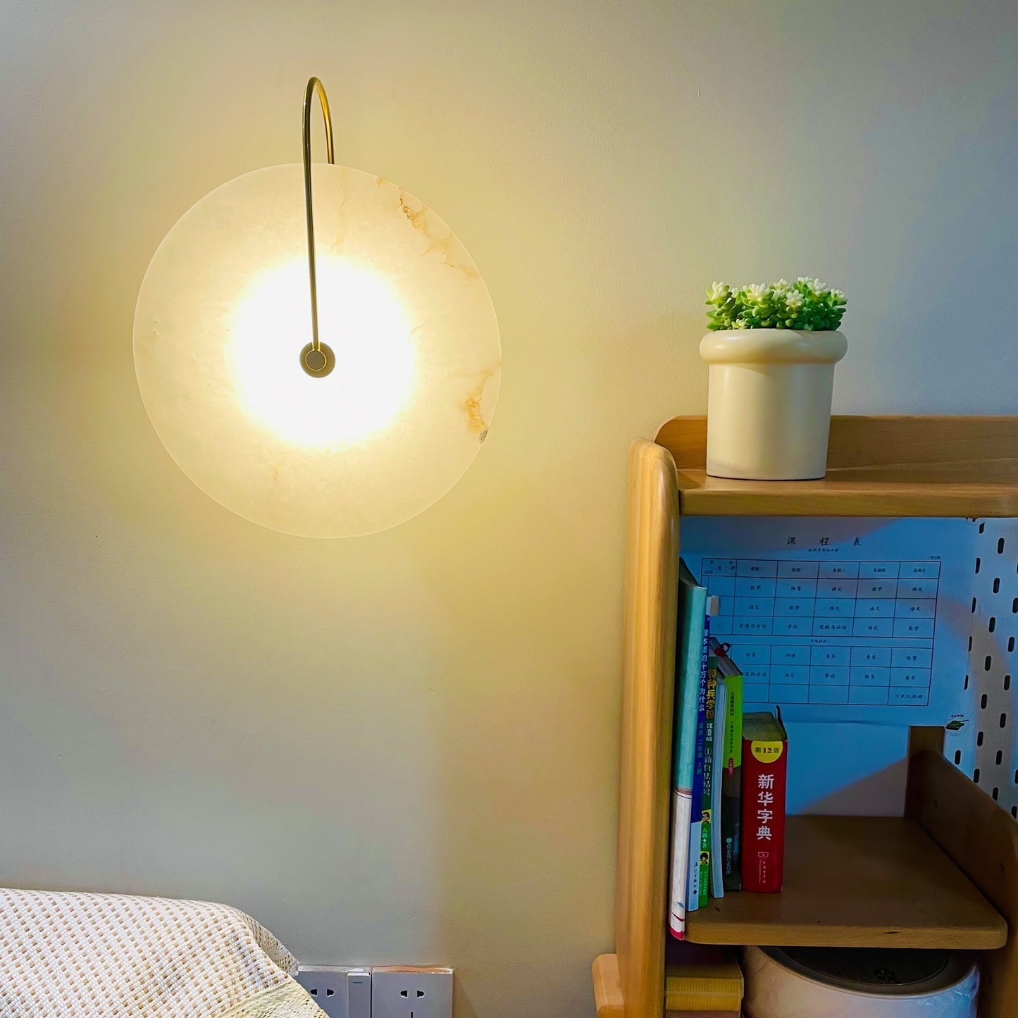 LED Wandlamp Alabaster - Tijdloze Elegantie voor Uw Muur