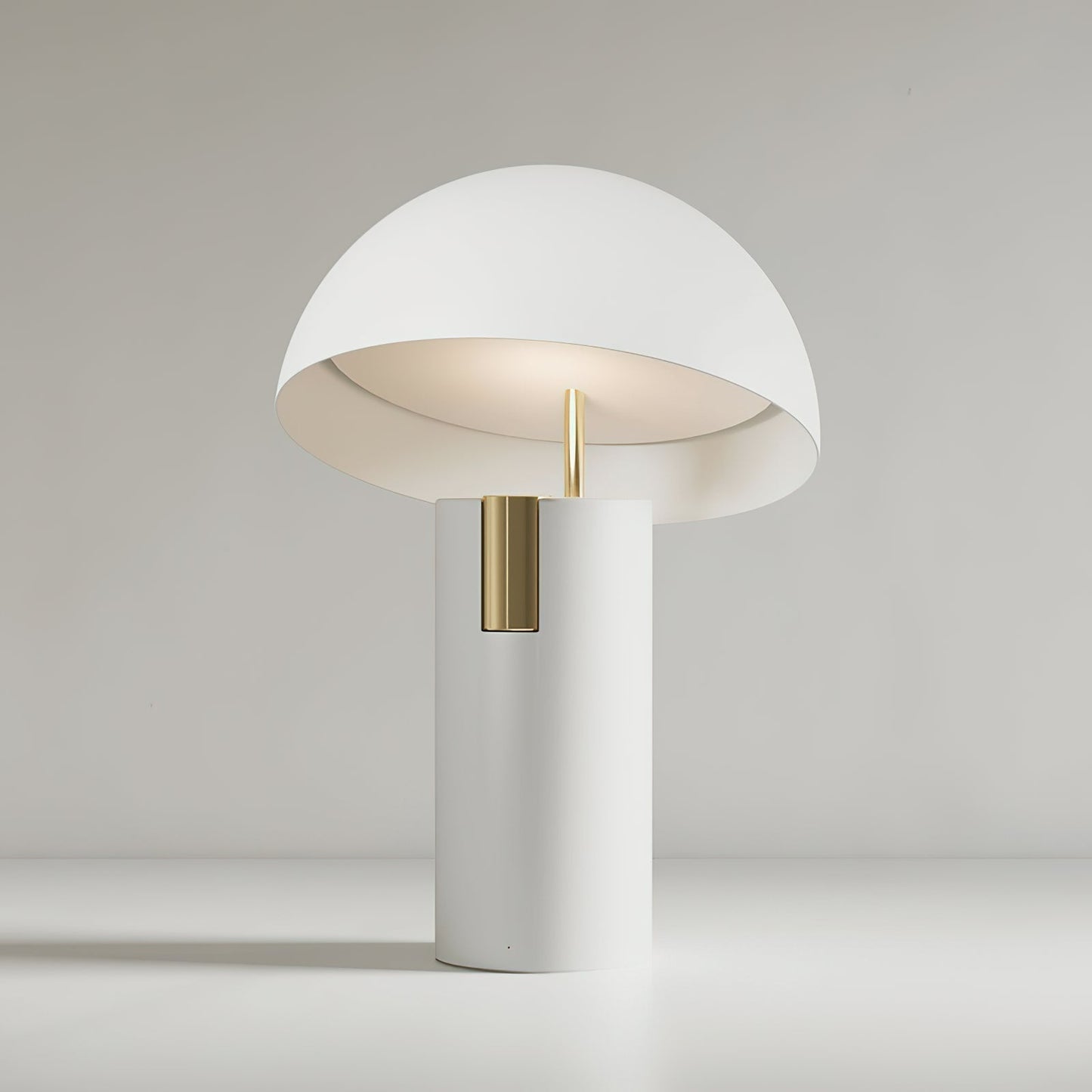 ModiLuxe - Elegant Table Lamp with Modern Design