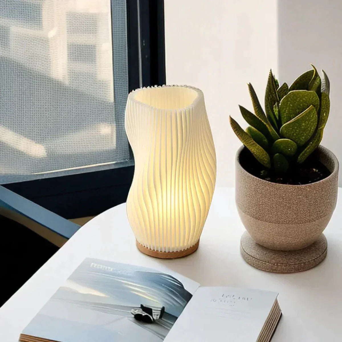 CalmGlow – Soothing Wave Lamp 