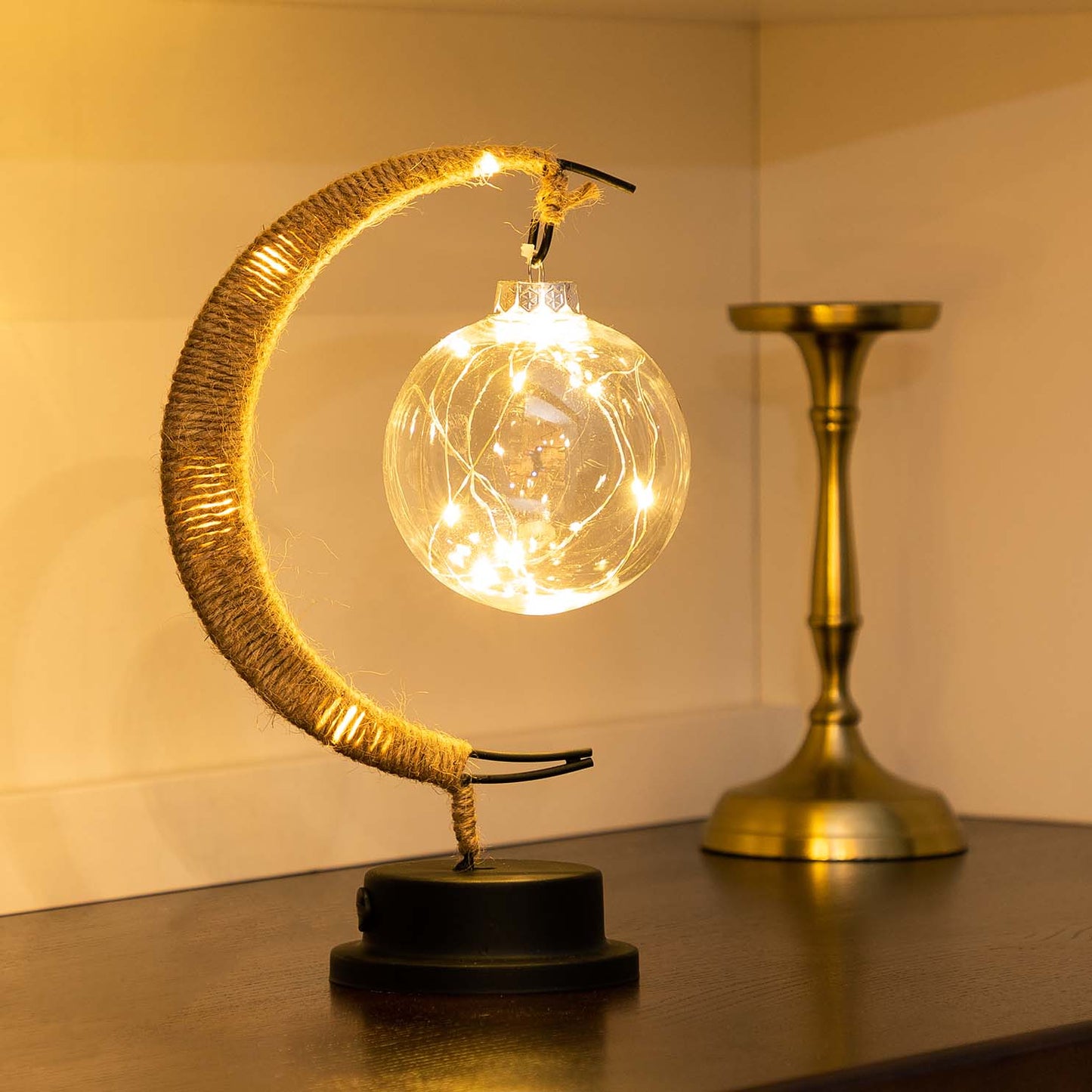 Enchanted – Magical Moon Lamp 