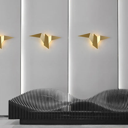 Bird-sized Wall Lamp by Creative Iron - An Artistic Touch for Your Interior 