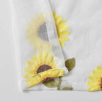 CountryBloom - Airy White Curtain with Sunflower Motif for a Farmhouse Decor