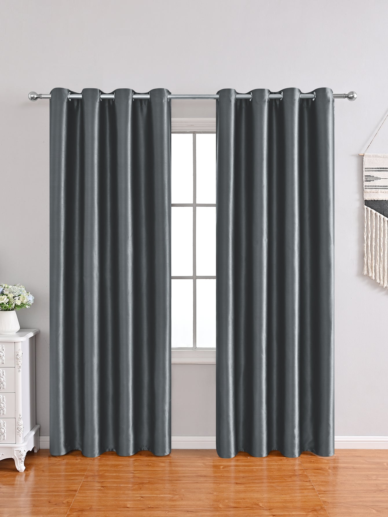 ThermaLux - Opaque Velvet Curtains, Adding Style and Functionality to Your Space