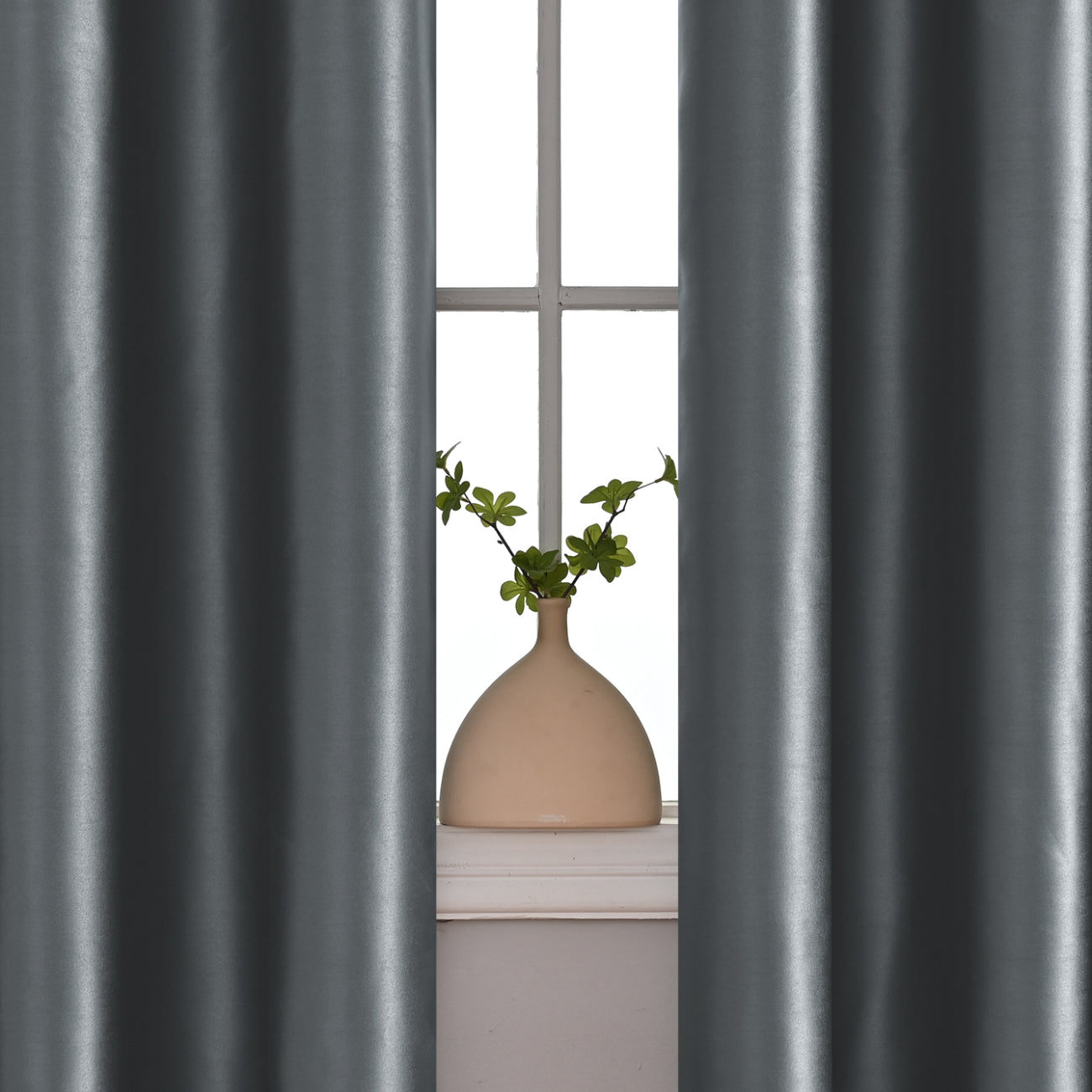 ThermaLux - Opaque Velvet Curtains, Adding Style and Functionality to Your Space