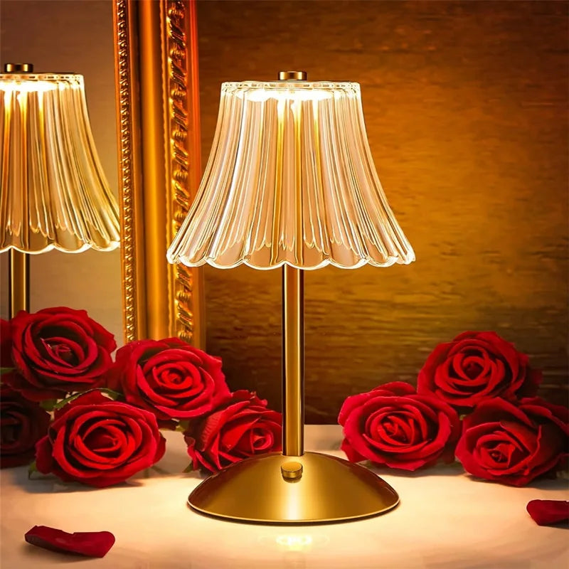 ChicCrystal - Rechargeable Table Lamp 