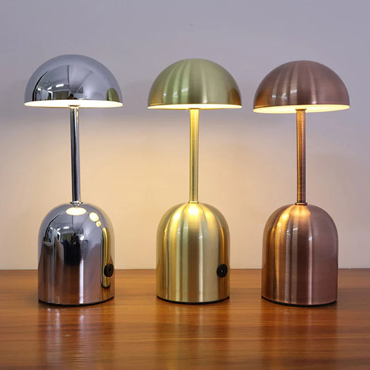 LuminaCrescent - Dimmable Metal Table Lamp