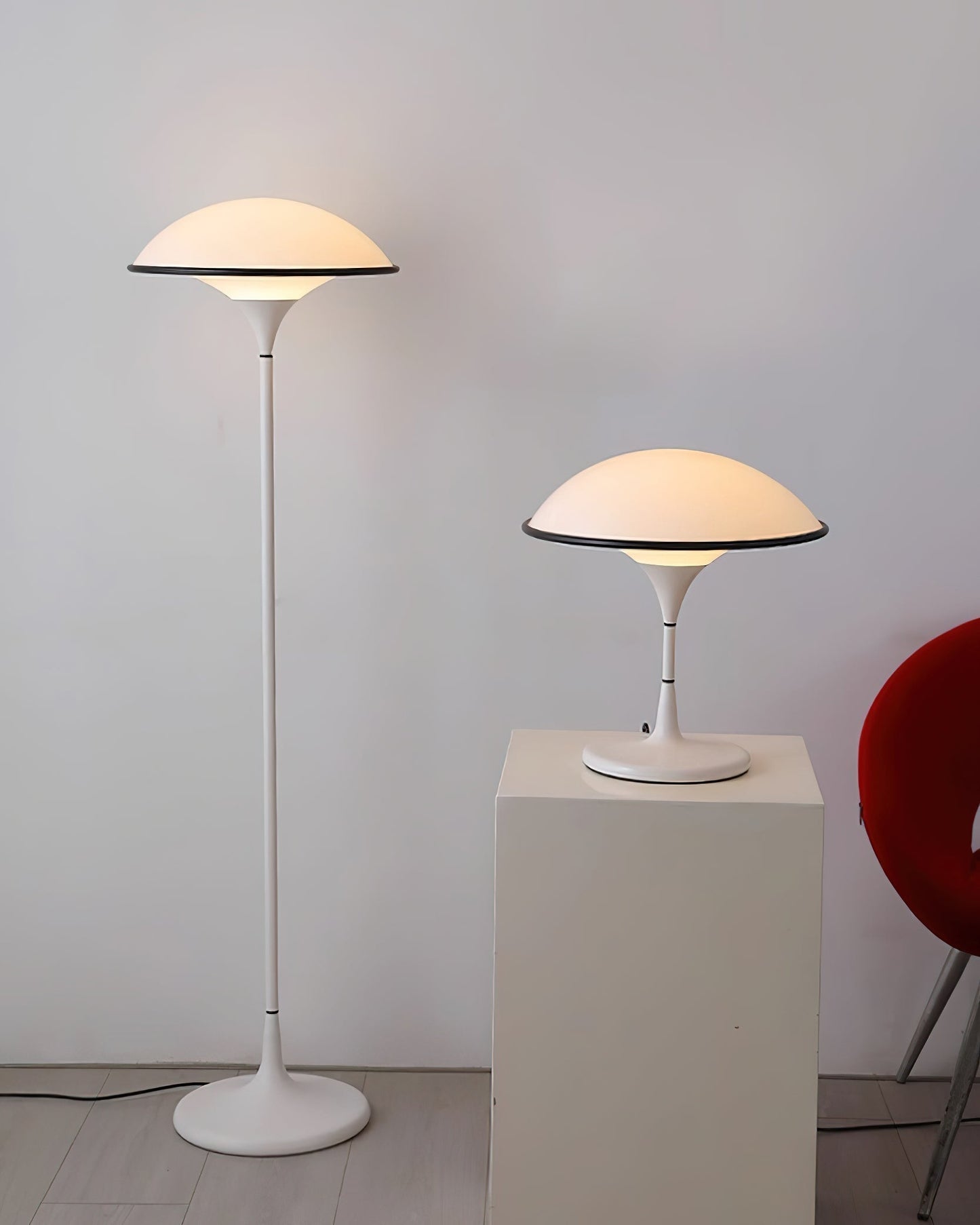 Fontana - Elegant Table Lamp