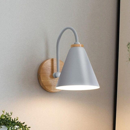 Vista - Design and sleek wall lamp