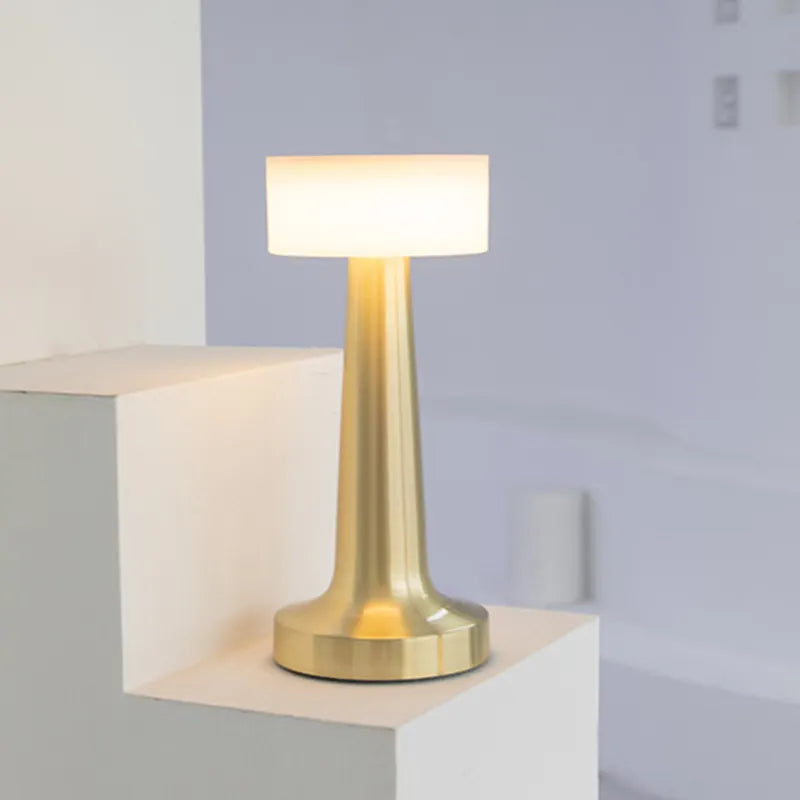 GlimmerBeam – Sparkling Table Lamp 