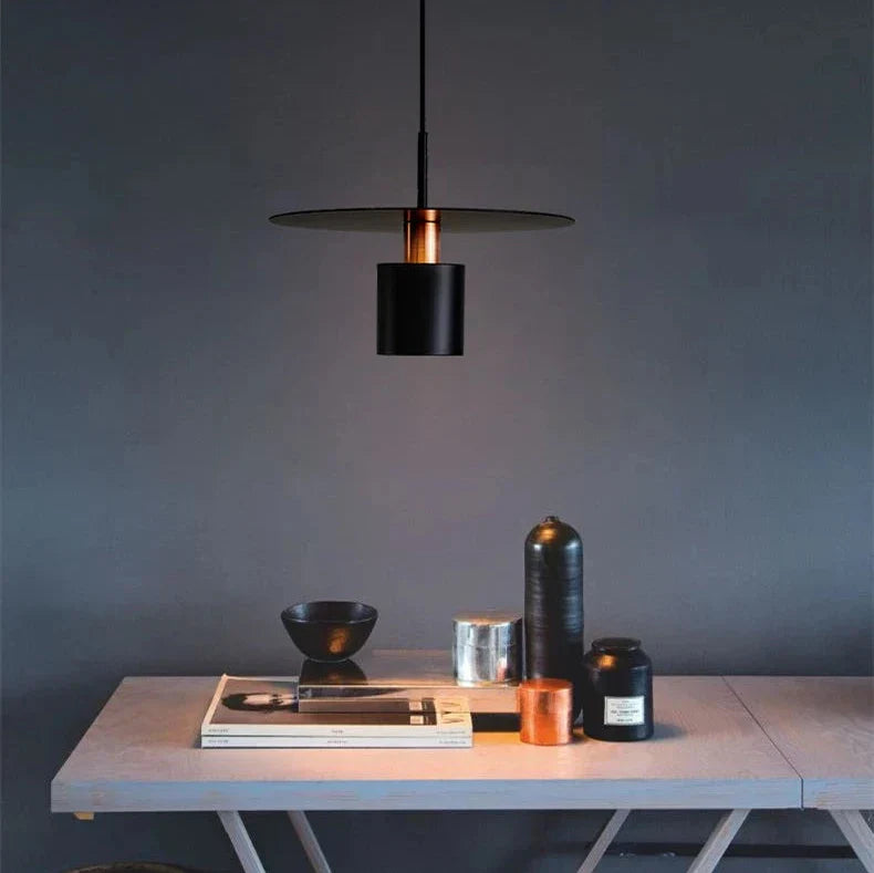 Linear – Elegant and Sleek Pendant Lamp 