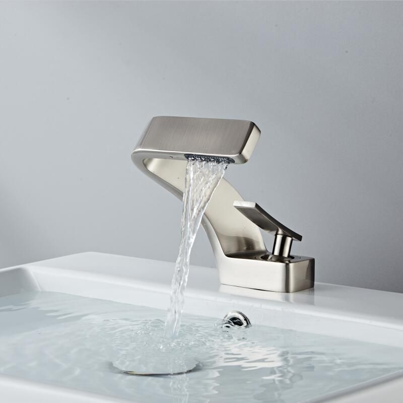 Modern Curved Faucet