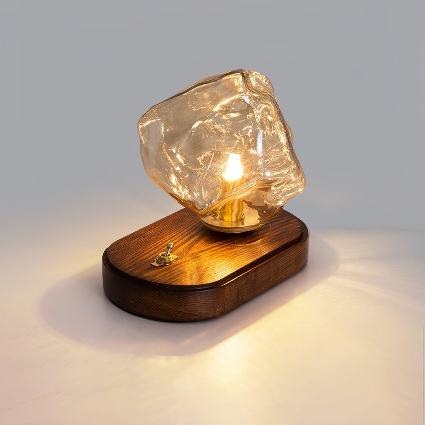 FrostStone – Elegant table lamp 