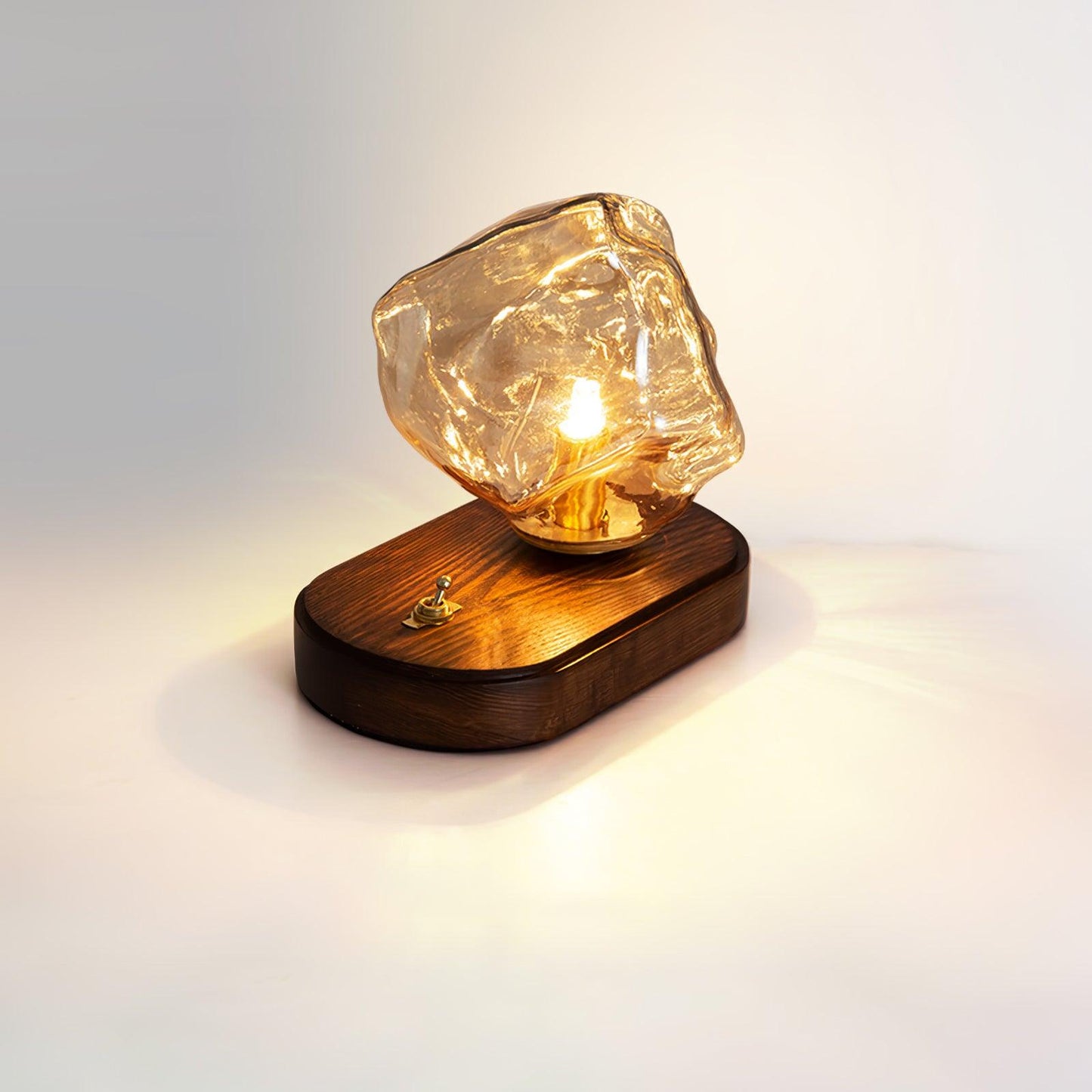 FrostStone – Elegant table lamp 