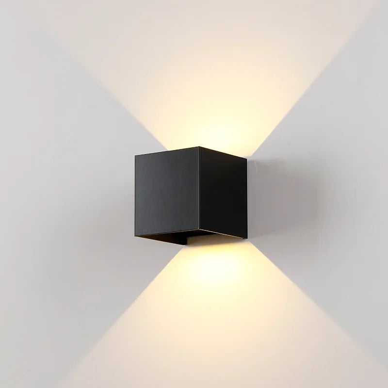 InnovaGleam - Modern Wall Lamp for Indoor Spaces 