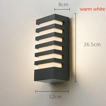 AlumiLuxe - Modern Aluminum Lamp