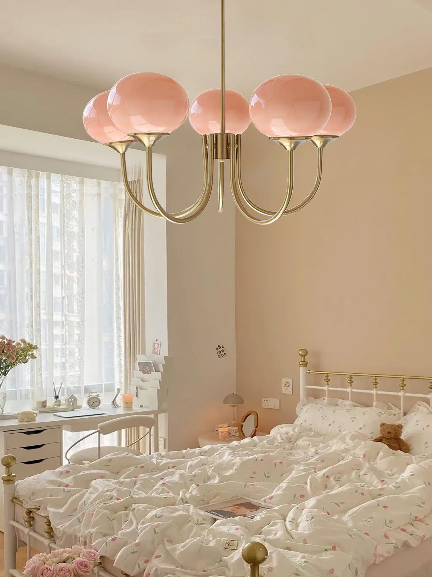 Glowing Delight - Modern Chandelier by Marshmallow 